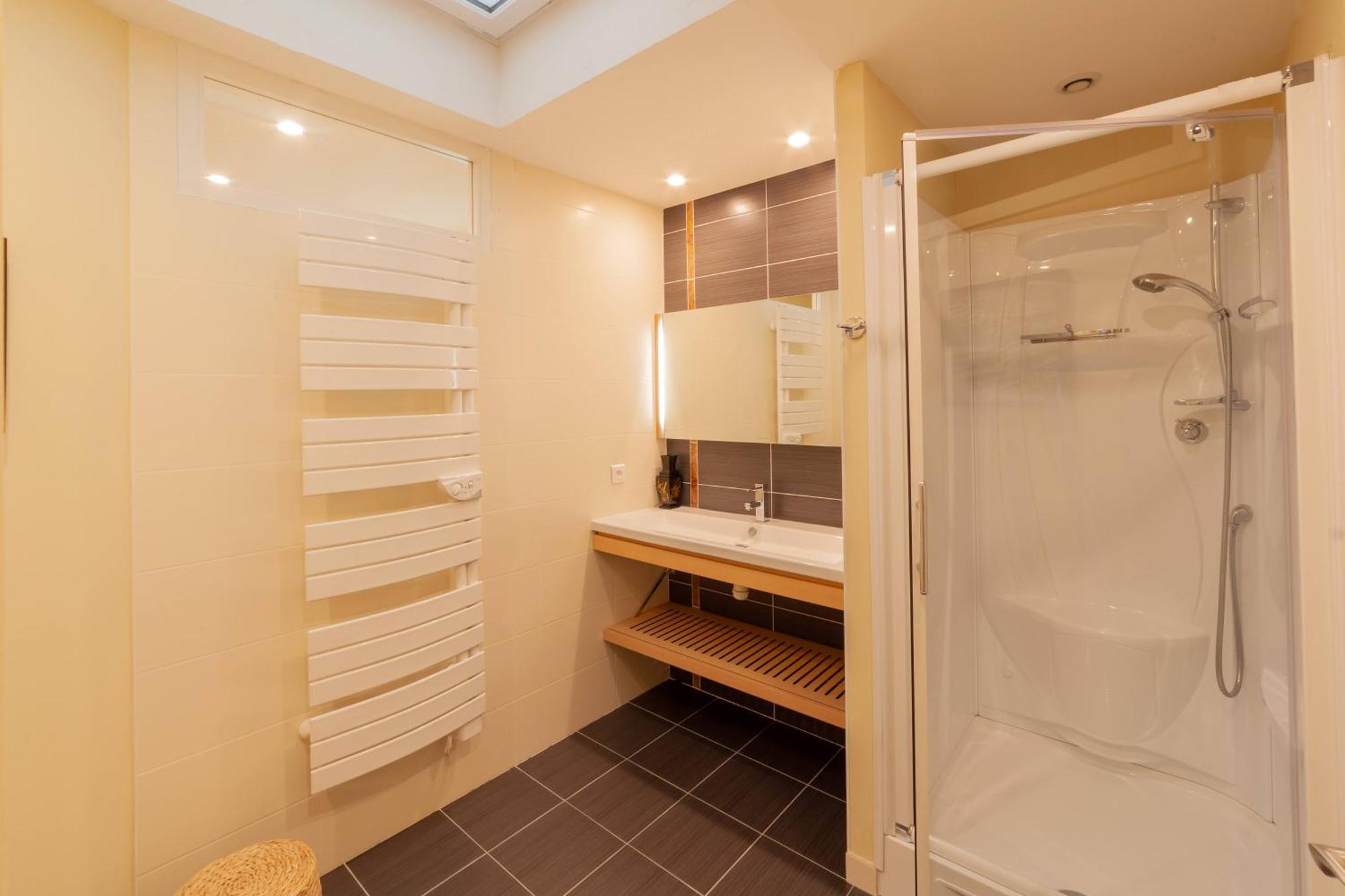 Chambres Des Valois Angouleme Ngoại thất bức ảnh
